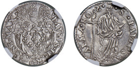 PAOLO III, Alessandro Farnese (1534-1549) - Grosso s.d., Roma
Argento - n.d.
Dritto: Stemma semiovale sagomato sormontato da triregno e chiavi decus...