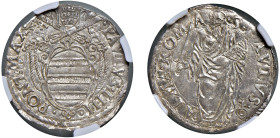 PAOLO IV, Giampiero Carafa (1555-1559) - Giulio s.d., Roma
Argento - n.d.
Dritto: Stemma ovale in cornice sormontato da triregno e chiavi decussate ...