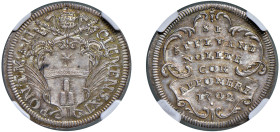 CLEMENTE XI, Gianfrancesco Albani (1700-1721) - Giulio 1702, an. II, Roma
Argento - 3,04 gr.
Dritto: Stemma poligonale tra due rami di palma, chiavi...