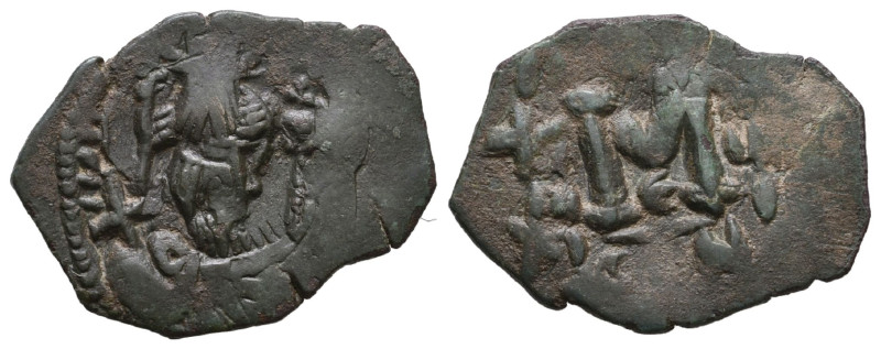 BYZANTINE COINS. 976-1065 AD. Constantinople AE

Weight: 2,7 gr
Diameter: 23,...