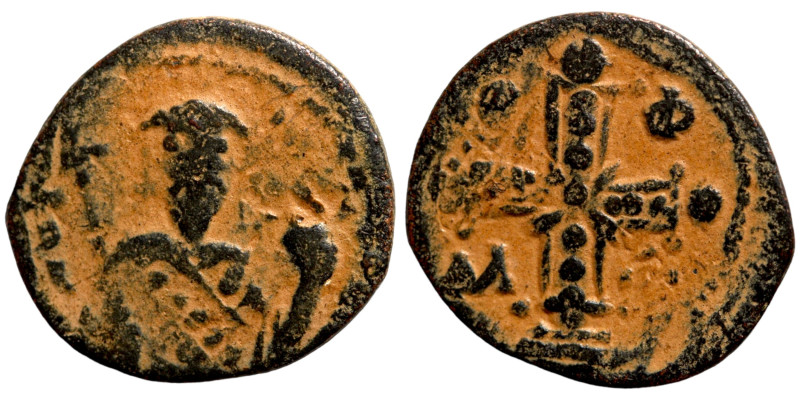 Byzantine coin Byzanz. Artifically patinated

18mm 2,44g