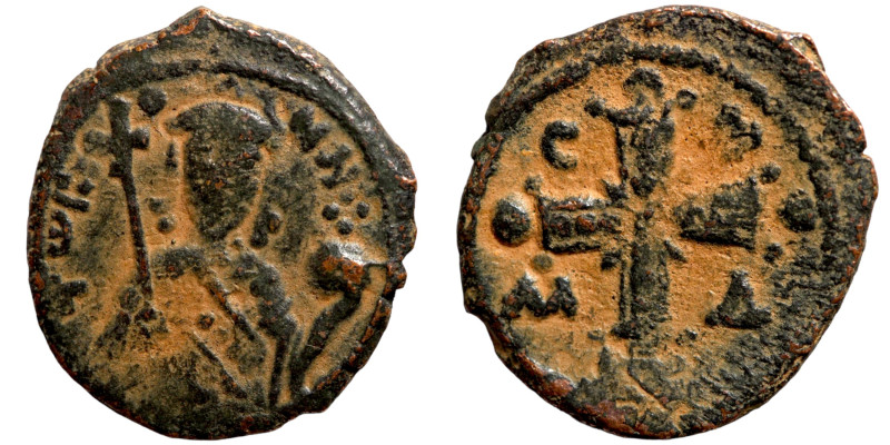 Byzantine coin Byzanz. Artifically patinated

20mm 2,53g