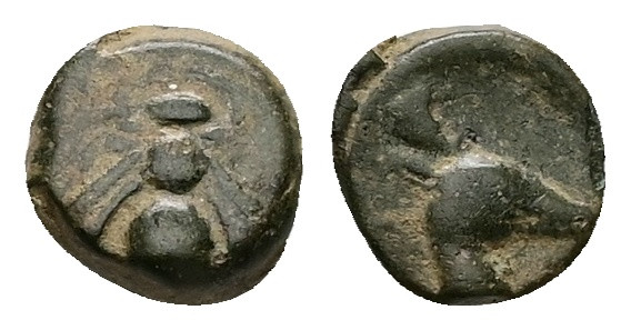 Ionia, Ephesos.Ae, 0.60 g 8.52 mm. Circa 405-390 BC.
Obv: Bee
Rev: Head of stag ...