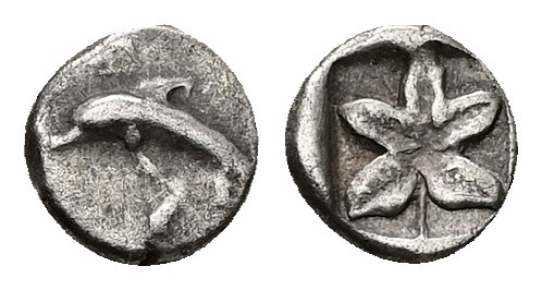 Caria, Idyma. AR, Hemiobol. 0.45 g. 6.98 mm. 5th century BC.
Obv: Dolphin left.
...