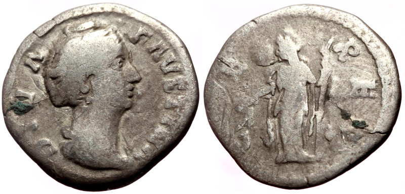 Diva Faustina I (died 140/1) AR denarius (Silver, 2.89g, 18mm) Rome, 140-141. 
O...