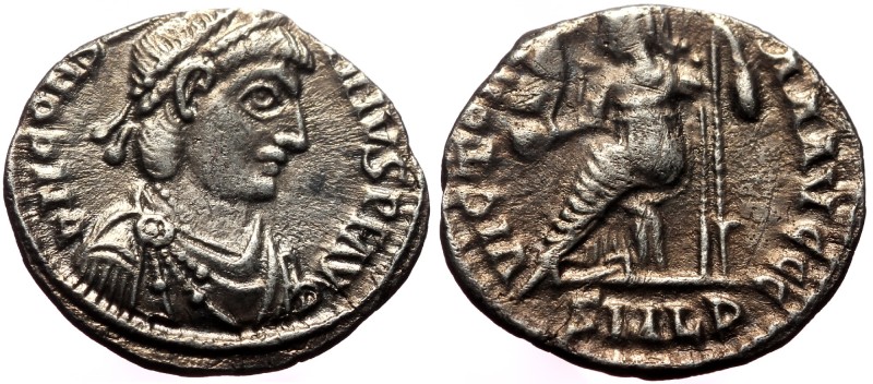 *Rare*
Constantine III AR Siliqua (Silver, 1.73g, 16mm) Lugdunum, 408-411
obv:...