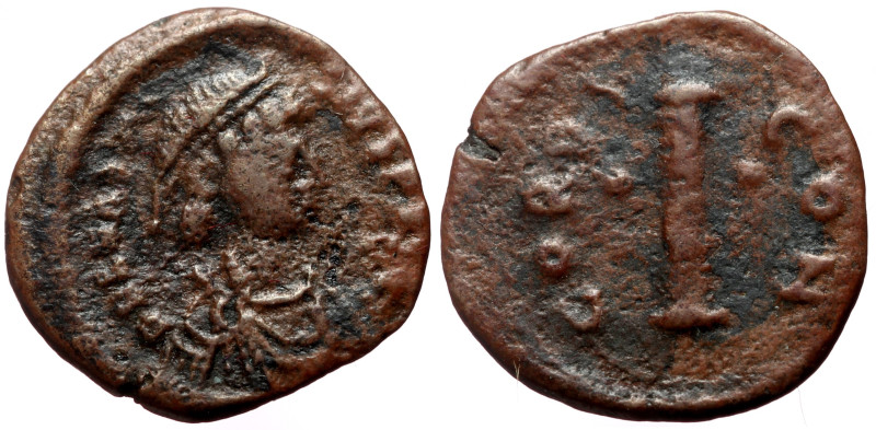 Anastasius I (491-518) AE decanummium (Silver, 1.66g, 17mm) Constantinople 
Obv:...