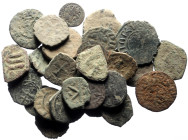 30 Ancient AE coins (Bronze, 97.46g)