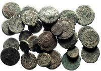 30 Ancient AE coins (Bronze, 143.04g)