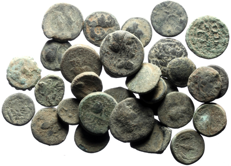 30 Ancient AE coins (Bronze, 126.83g)