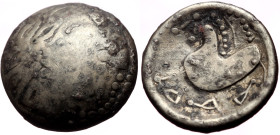 Celts, AR Tetradrachm (Billon, 8.75g, 21mm) Later Imitations of Philip II and their Successors, (2nd century BC)
Obv: laureate head of Zeus right.
Rev...