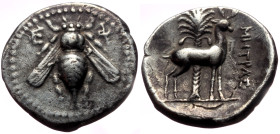 Ionia, Ephesos AR Drachm (Silver, 3.96g, 18mm) ca 202-150 BC. Metras, magistrate. 
Obv: Ε-Φ, Bee 
Rev: Stag standing right; palm tree in background; M...