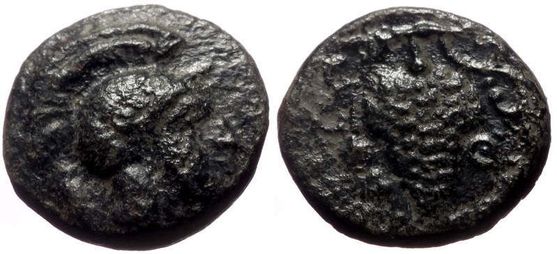 Cilicia, Soloi AE (Bronze, 1.87g, 12mm) ca 400-350 BC. AE
Obv: Helmeted head of ...