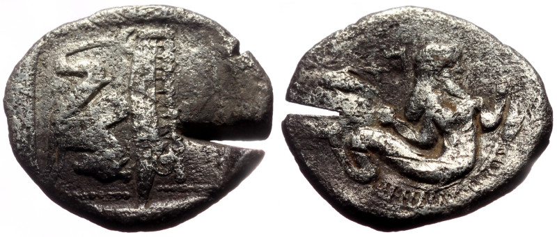 Phoenicia, Arados AR Tetrobol (Silver, 2.72g, 17mm) ca 400-380 BC. 
Obv: Marine ...