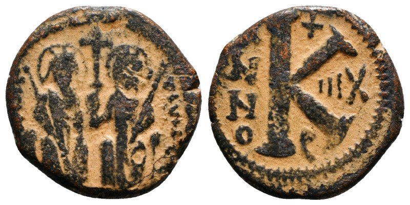 JUSTIN II, with SOPHIA (565-578). Follis 7,21 g - 23,03 mm
Artifically patinate...