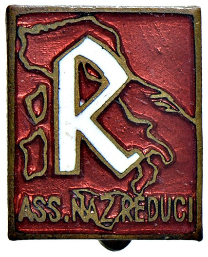 FASCISMO. Distintivo Associazione Nazionale Reduci. Marcato Lorioli (15x12 mm)....