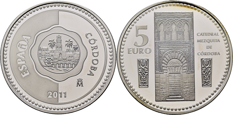 JUAN CARLOS I. Córdoba. Catedral Mezquita de Córdoba. 5 euros. 2011. Con su cert...