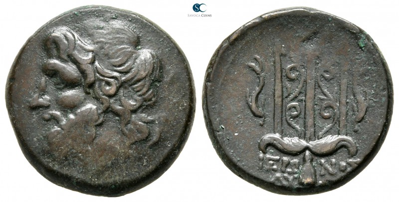 Sicily. Syracuse. Hieron II 275-215 BC. 
Tetras Æ

19 mm., 7,52 g.



ver...