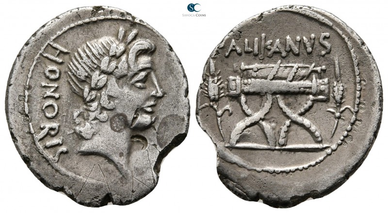 Lollius Palikanus 45 BC. Rome
Denarius AR

21 mm., 3,78 g.



very fine