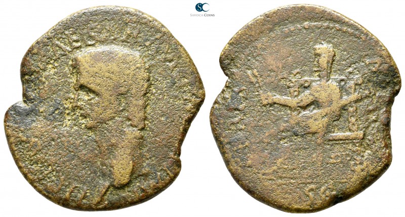 Claudius AD 41-54. Rome
As Æ

30 mm., 8,82 g.



fine