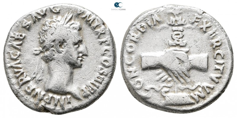 Nerva AD 96-98. Rome
Denarius AR

18 mm., 3,14 g.



very fine
