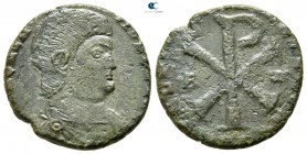Magnentius AD 350-353. Ambianum. Double Maiorina Æ