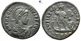Theodosius I AD 379-395. Thessaloniki. Centenionalis Æ