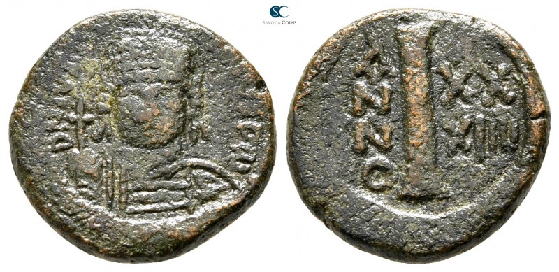 Justinian I AD 527-565. Ravenna
Decanummium Æ

16 mm., 3,15 g.



nearly ...