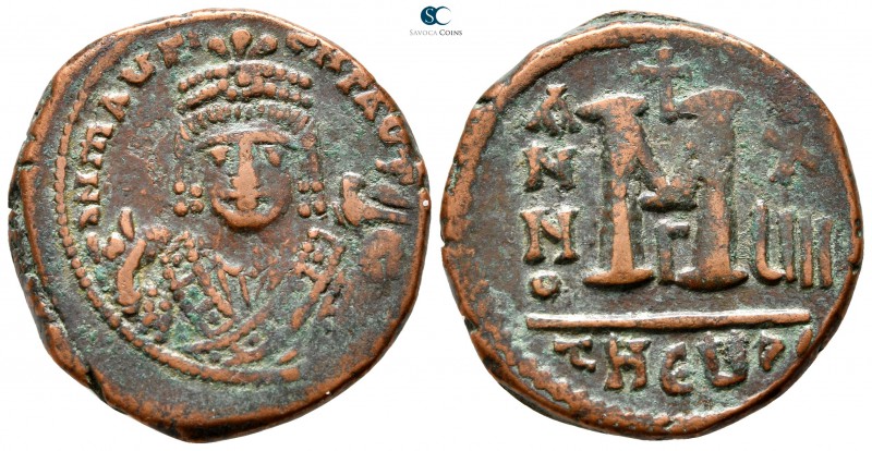 Maurice Tiberius AD 582-602. Theoupolis (Antioch)
Follis Æ

28 mm., 11,57 g....