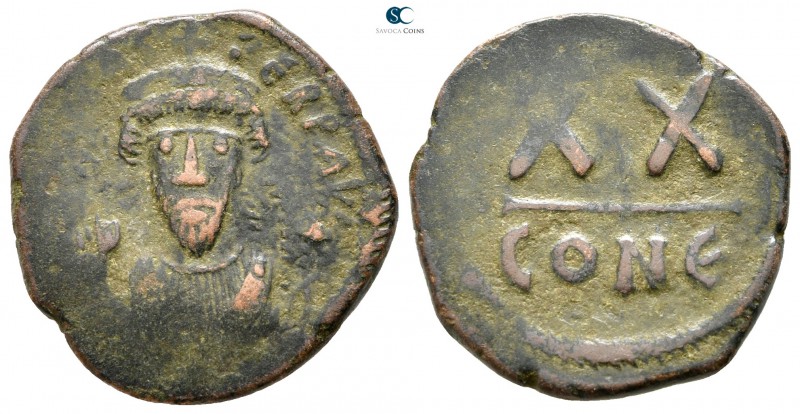 Phocas. AD 602-610. Constantinople
Half follis Æ

21 mm., 4,32 g.



very...