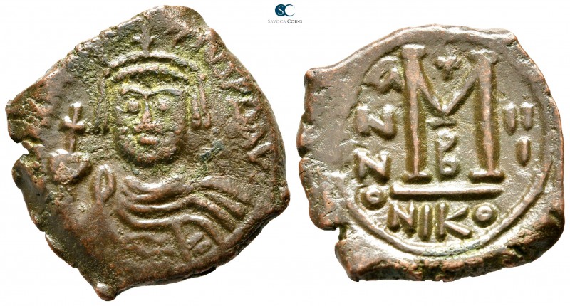 Heraclius AD 610-641. Nikomedia
Follis Æ

30 mm., 11,32 g.



very fine