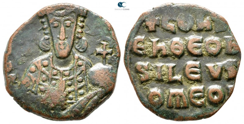 Constantine VII, Porphyrogenitus AD 913-959. Byzantine
Follis Æ

23 mm., 5,85...