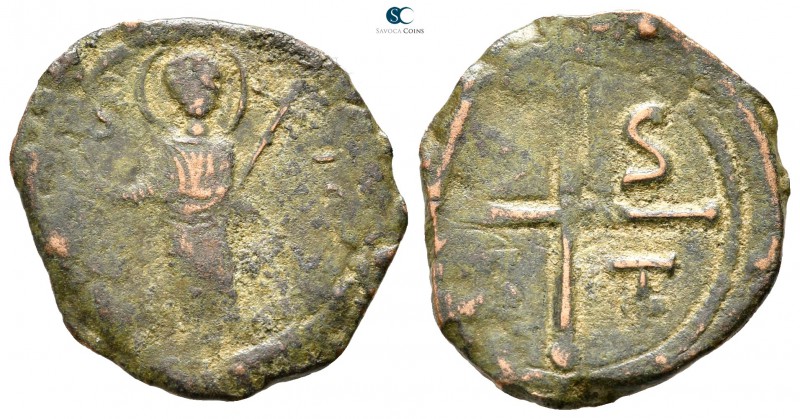 Tancred AD 1101-1103. Antioch
Follaro Æ

21 mm., 2,95 g.



very fine