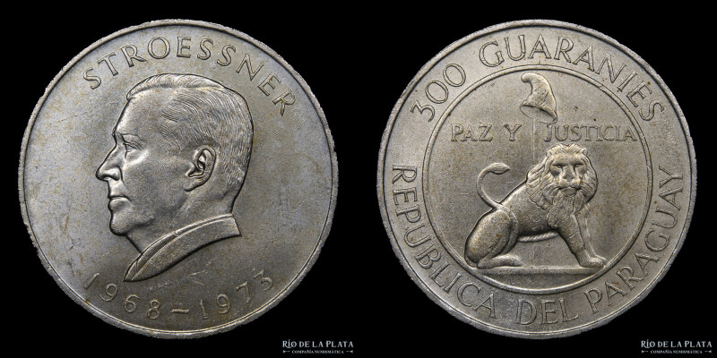 Paraguay. 300 Guaraníes 1968-1973. Stroessner. 4to. mandato. Plata 720; 38 mm; 2...