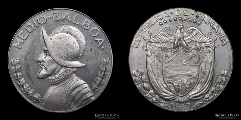 Panamá. 1/2 Balboa 1967. Plata 400; 30.6; 11.5g. KM12a1 (PROOF)

USD 20 - 40
...