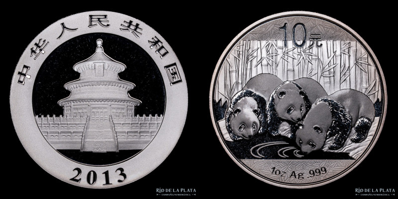 China. 10 Yuan 2013 Panda Bullion. Plata 999; 40.0mm; 31.10g. KM2116 (UNC) en cá...