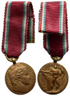 MEDAGLIE ITALIANE – REGNO D’ITALIA - VITTORIO EMANUELE III (1900-1945) – VOLONTARI WW1 - MIGNON. Medaglia della tipologia mignon con appiccagnolo ed a...