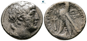 Seleukid Kingdom. Tyre. Antiochos VII Euergetes 138-129 BC. Tetradrachm AR