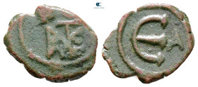 Justin II AD 565-578. Constantinople. Pentanummium Æ