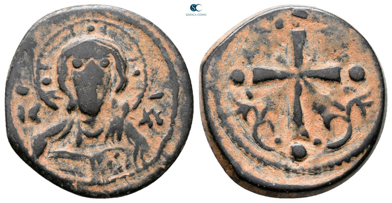 Nicephorus III Botaniates AD 1078-1081. Constantinople
Anonymous Follis Æ

24...