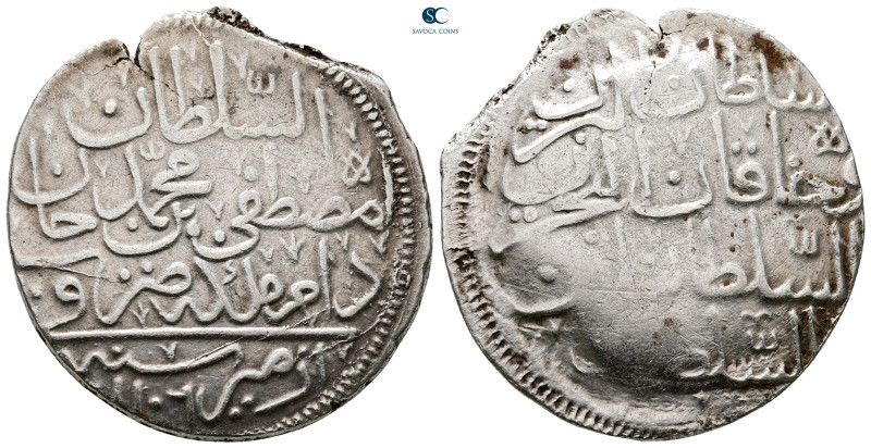 Turkey. Izmir. Mustafa III AD 1757-1774. Struck AH 1106
30 Para AR

39 mm, 19...