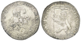 BOLOGNA
Pio V (Antonio Michele Ghislieri), 1566-1572.
Bianco.
Ag
gr. 4,89
Dr. PIVS IIIII PONT MAX. Busto a d. con piviale ornato.
Rv. BONONIA MA...