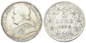 ROMA
Pio IX (Giovanni Maria Mastai Ferretti), 1846-1878.
5 Lire 1870 a. XXV.
Ag
gr. 24,95
Dr. Busto a s. con zucchetto, mozzetta e stola.
Rv. Va...