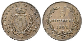 SAN MARINO
Vecchia monetazione, 1864-1938.
5 Centesimi 1869.
Æ
gr. 5,10
Dr. Stemma coronato tra un ramo di lauro e uno di quercia.
Rv. Valore e ...