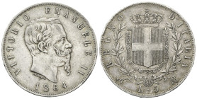 REGNO D’ITALIA
Vittorio Emanuele II, 1861-1878.
5 Lire 1864 Napoli.
Ag
Dr. Testa del sovrano rivolta a d.
Rv. Stemma sabaudo crociato sormontato ...