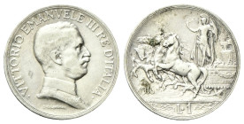 REGNO D’ITALIA
Vittorio Emanuele III, 1900-1943.
Lira 1916 Roma, Quadriga briosa.
Ag
Dr. Semibusto del sovrano in uniforme con il collare, a testa...