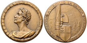 MANTOVA
Ventennio Fascista, dal 1923 al 1943.
Medaglia 1926 opus S. Johnson.
Æ
gr. 77,90 mm 55
Dr. Busto laureato a s.;a d., S JOHNSON, tutto ent...