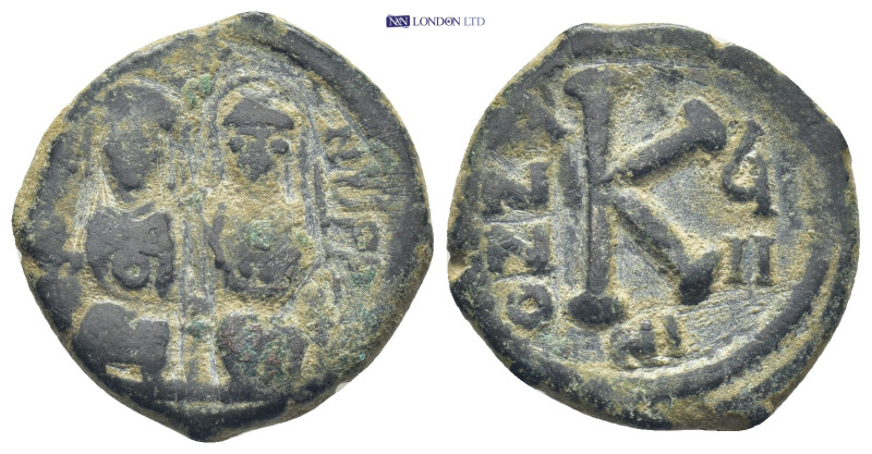 JUSTIN II with SOPHIA, (565 - 578 AD) AE, Half Follis. (22mm, 5.93 g) Nikomedia....