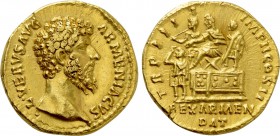 LUCIUS VERUS (161-169). GOLD Aureus. Rome.