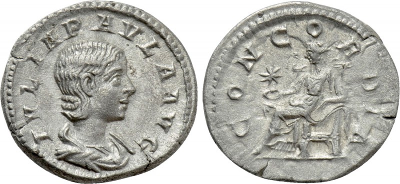 JULIA PAULA (Augusta, 219-220). Denarius. Rome. 

Obv: IVLIA PAVLA AVG. 
Drap...
